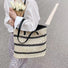 Sac fourre-tout en paille tissée à rayures noires