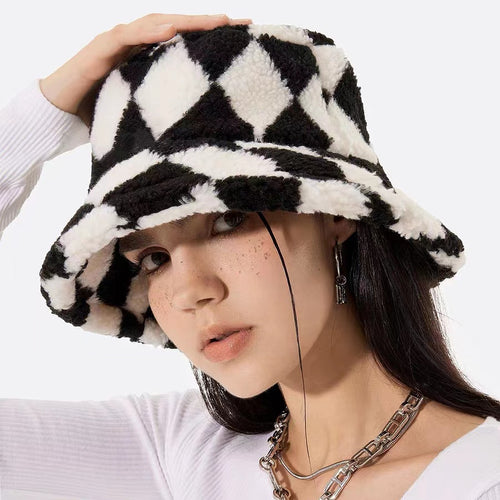 Sherpa Diamond Checkered Bucket Hat