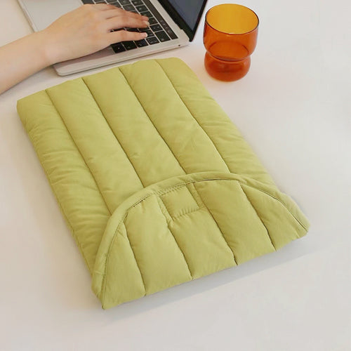 Laptophülle aus bauschiger Baumwolle