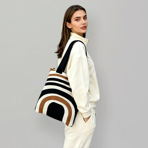 Arc Line Knitted Bag