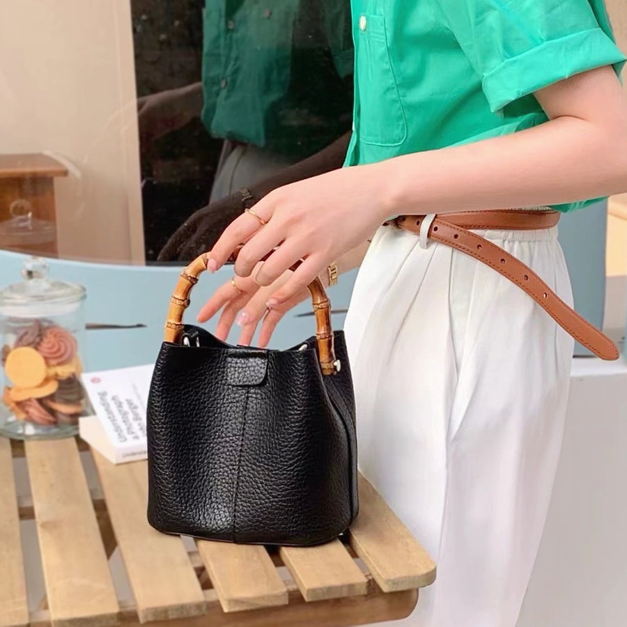 セール】 ｷｬｻﾘﾝｶﾞｲﾔｰﾙ BUCKET BAG （ショルダーバッグ
