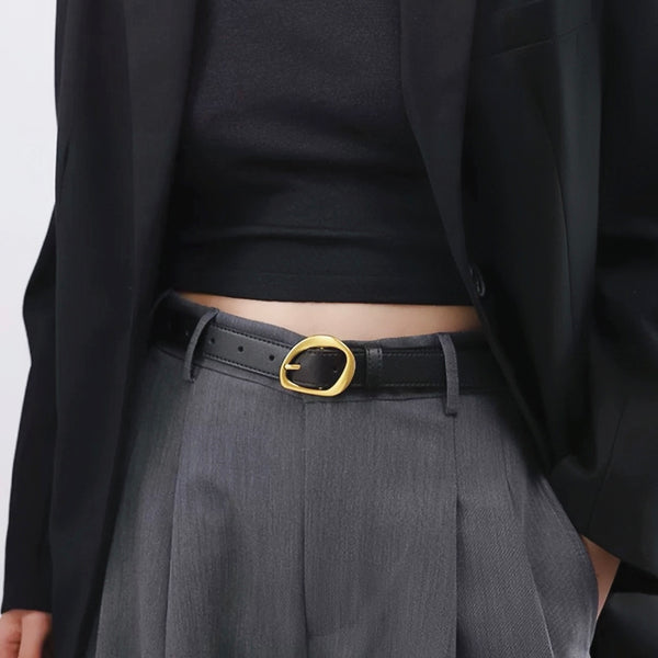 Curved Oval Buckle Belt