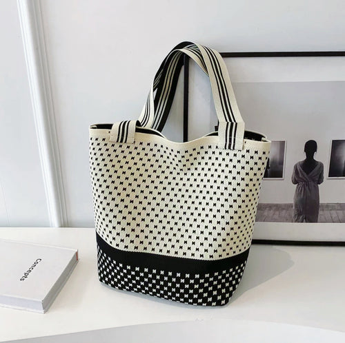 Borsa per secchio a maglia artistica