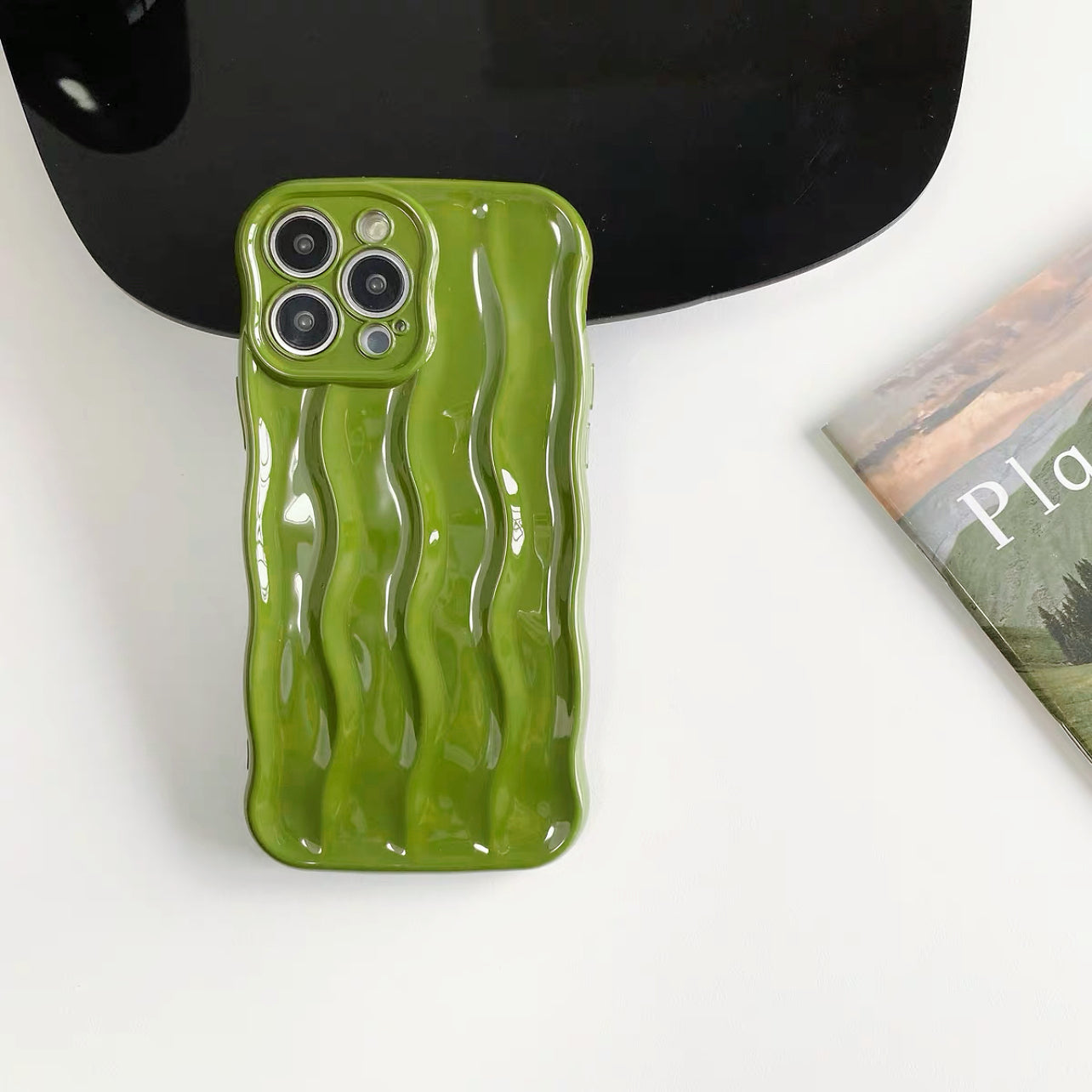 Raised Wave Phone Case | DEHOME
