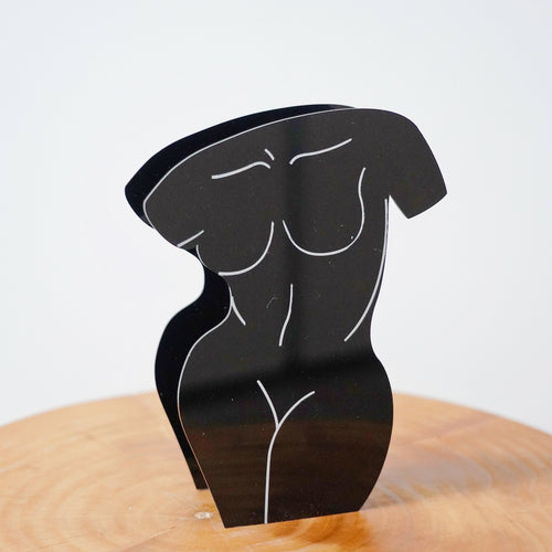 Moderne Vase mit schwarzem Körper