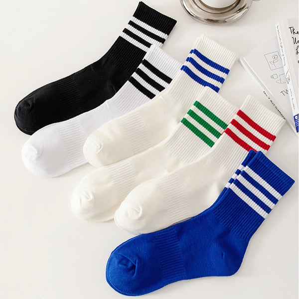 chaussettes à rayures colorées