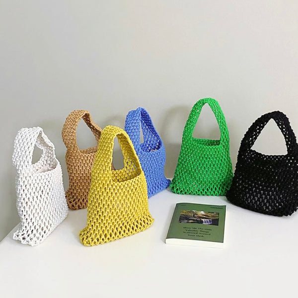 Piccola borsa all'uncinetto multicolore