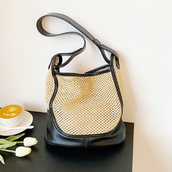 Sac seau en paille de raphia mélangé PU