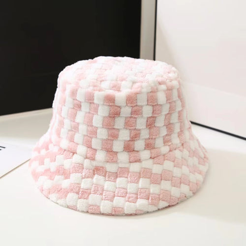 Sherpa Checkered Bucket Hat